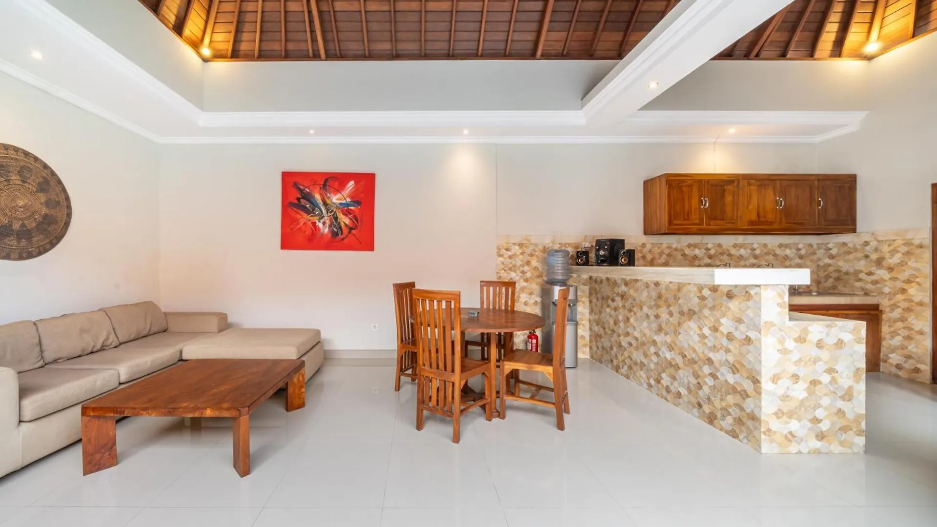 Ben & B Villa Kerobokan  Kerobokan (Bali)